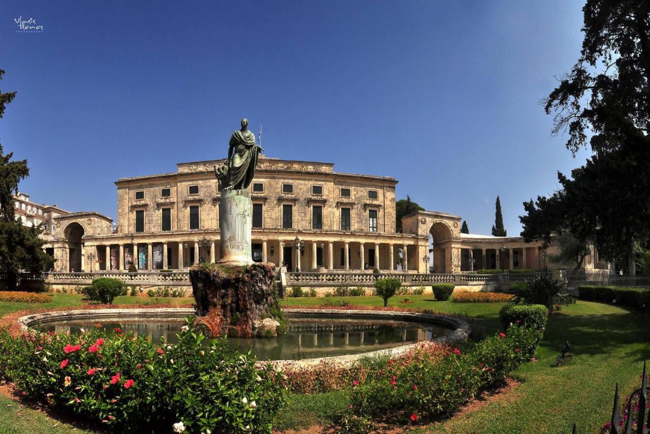 Palazzo Luxury Suite - View To Liston Square & Old Fortress Of Corfu Old Town Екстер'єр фото
