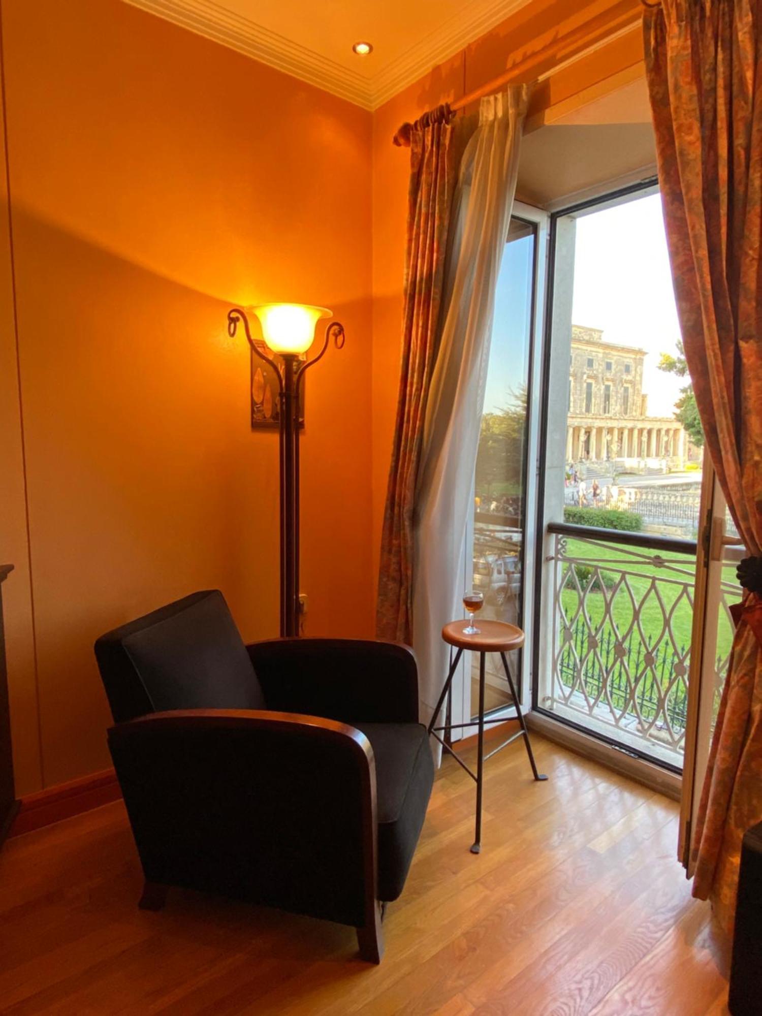 Palazzo Luxury Suite - View To Liston Square & Old Fortress Of Corfu Old Town Екстер'єр фото