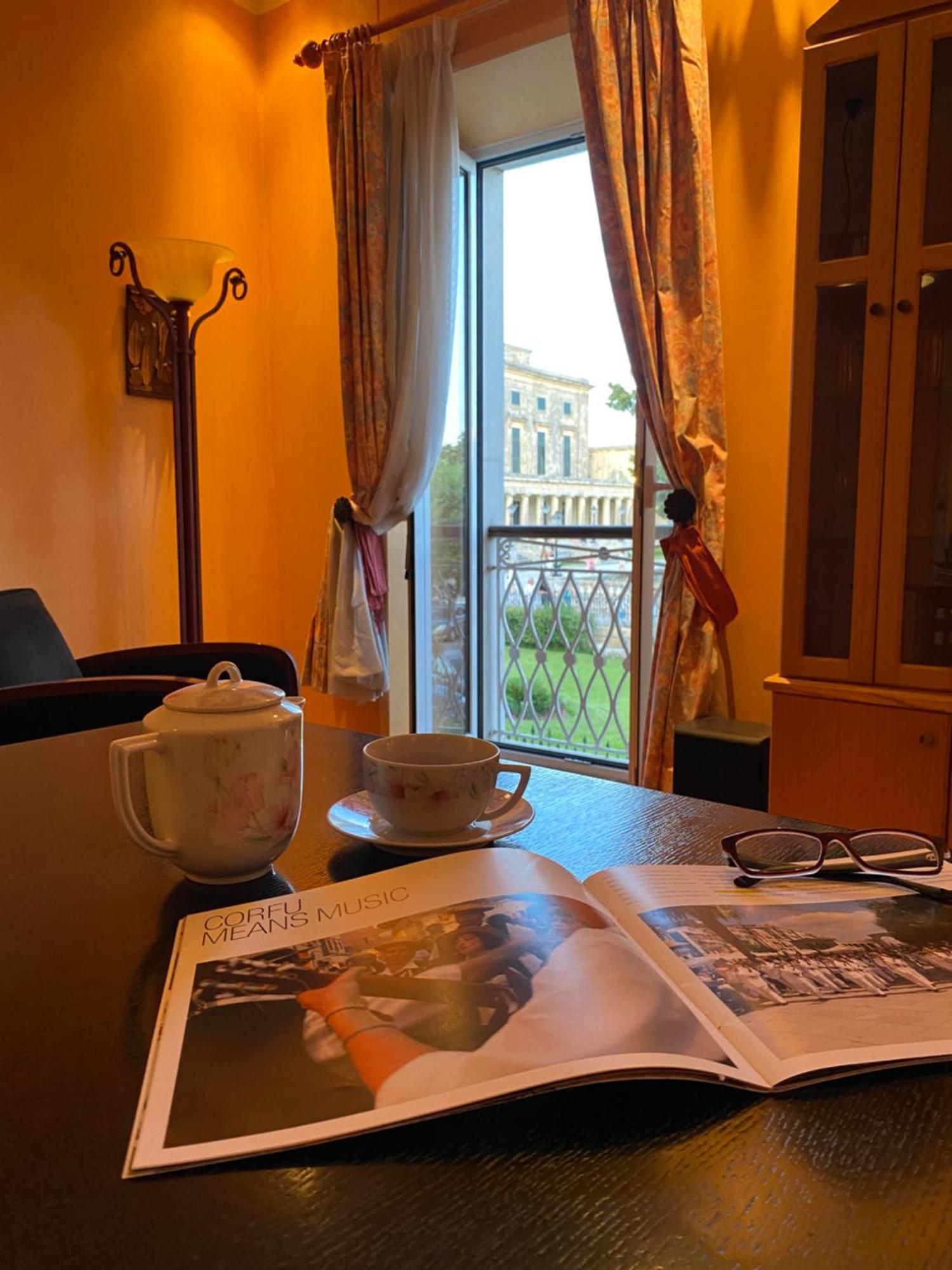 Palazzo Luxury Suite - View To Liston Square & Old Fortress Of Corfu Old Town Екстер'єр фото
